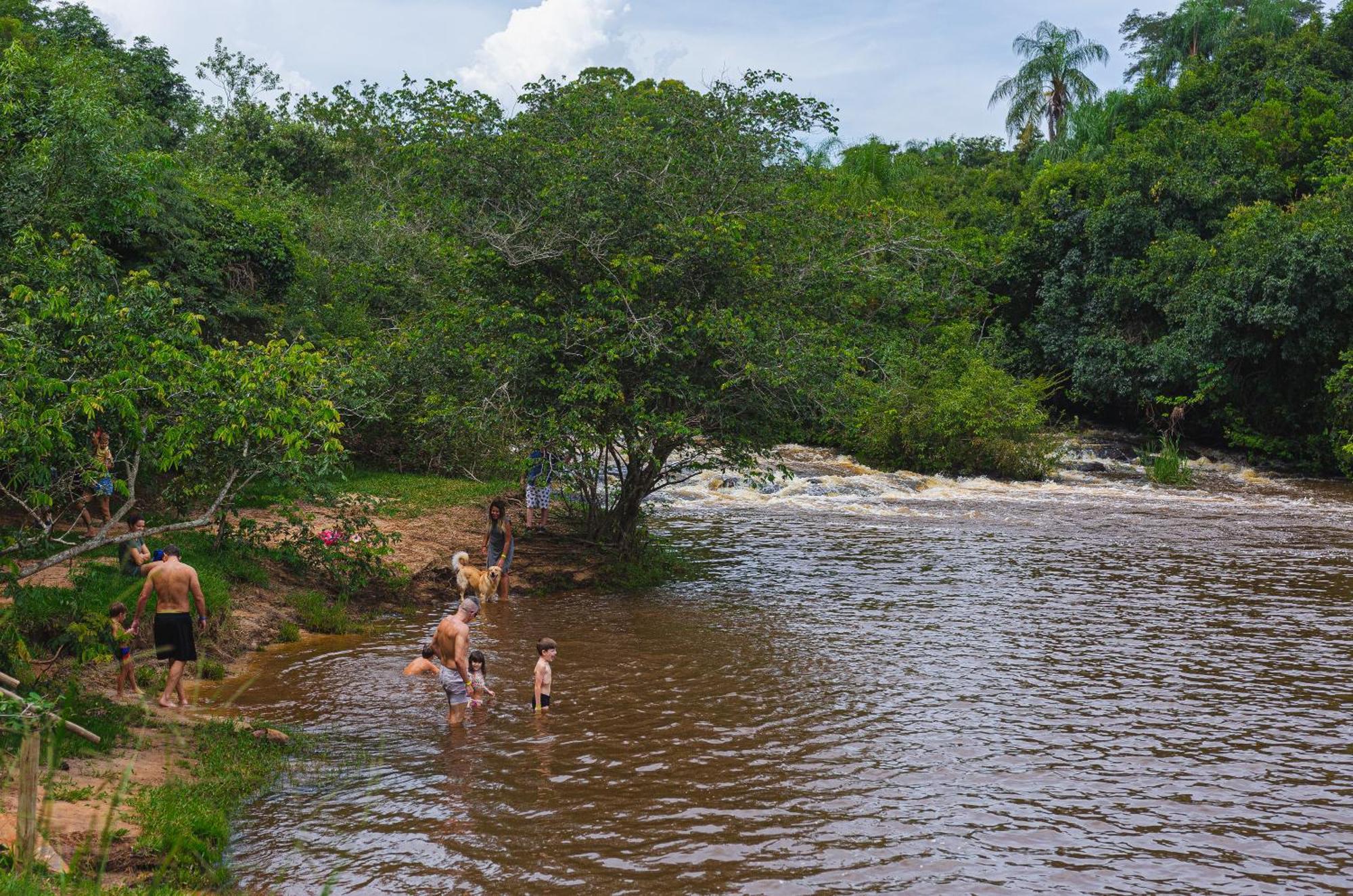 Vila Pocao - Hospedagem De Natureza Em Brotas Luaran gambar